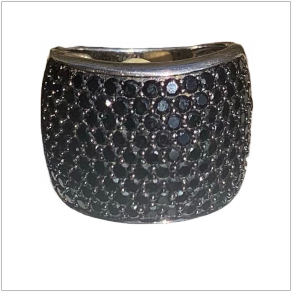 Vintage Black Spinel SS Ring. SZ 5 1/2